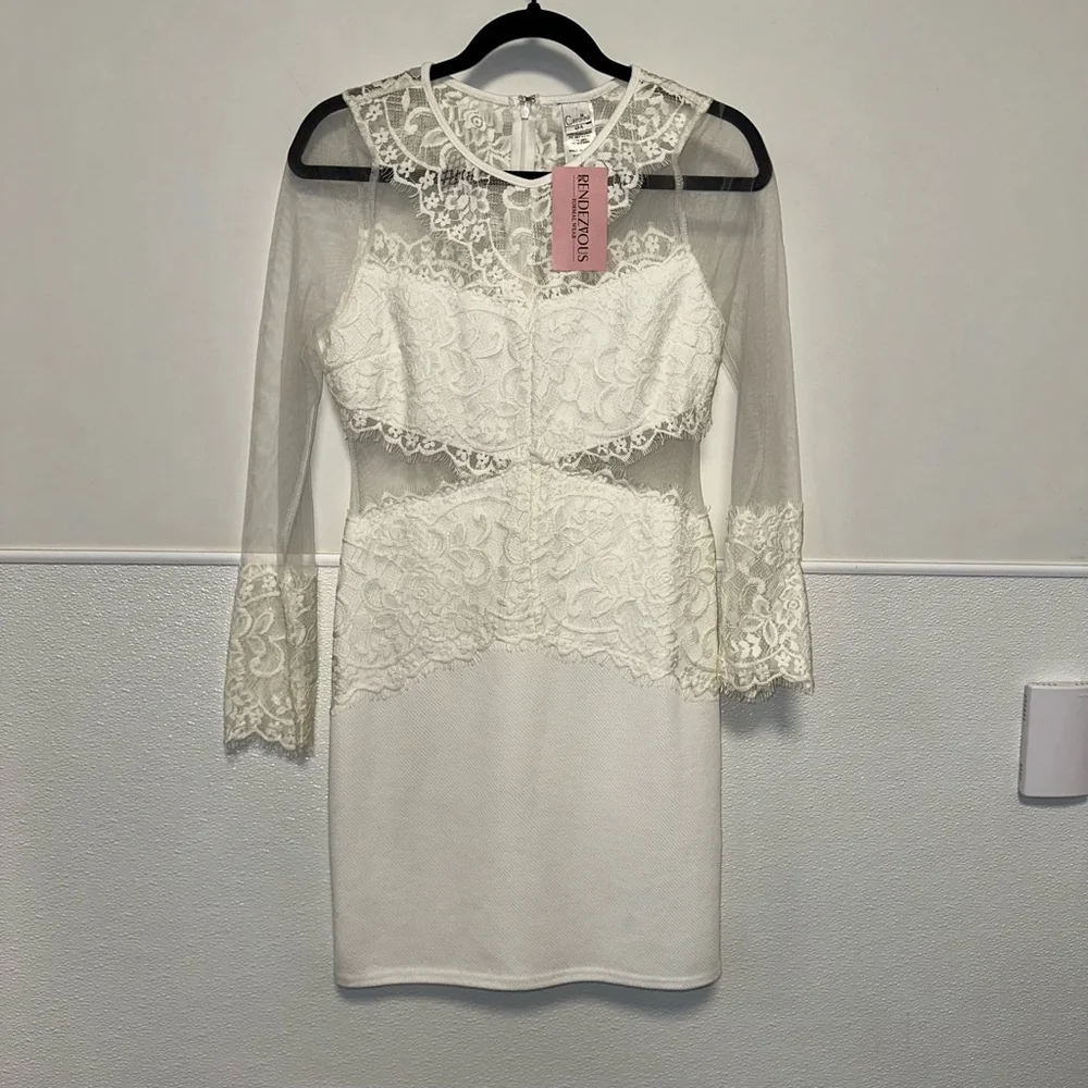NWT NEW Wedding Women Carolina Dress, Size L, White lace short long sleeve party - Picture 11 of 16